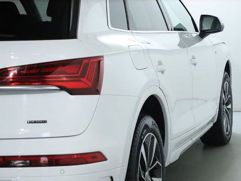 Used 2024 Audi Q5 2.0T Premium Plus image 18