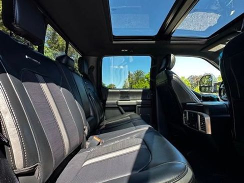 Used 2019 Ford F350 Platinum w/ Platinum Ultimate Package AWD/4WD image 18