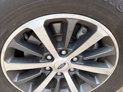 Used 2019 Ford Expedition Max XLT w/ Equipment Group 202A image 22