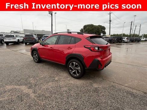 Used 2025 Subaru Crosstrek 2.0i Premium AWD/4WD image 2