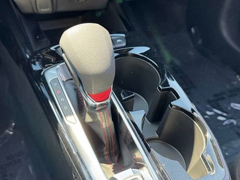 New 2026 Chevrolet Trax RS w/ Sunroof Package FWD image 17