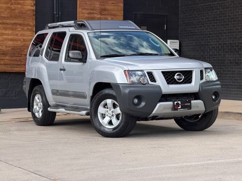 Used 2011 Nissan Xterra S w/ 4X4 Value Package image 3