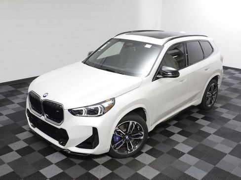 Used 2025 BMW X1 M35i AWD/4WD image 2