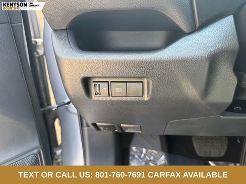 Used 2025 Toyota RAV4 XLE AWD/4WD image 18