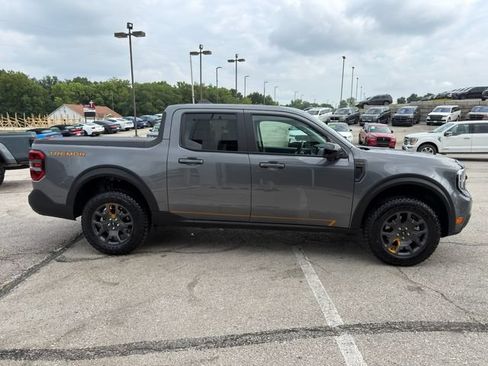 Used 2025 Ford Maverick Tremor AWD/4WD image 8