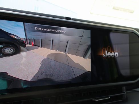 New 2026 Jeep Gladiator Mojave AWD/4WD image 33
