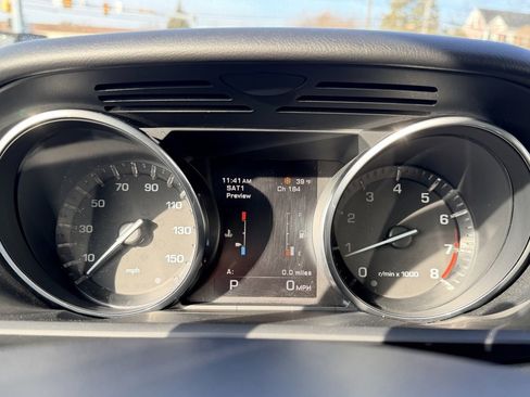 Used 2015 Land Rover Range Rover Sport SE image 32