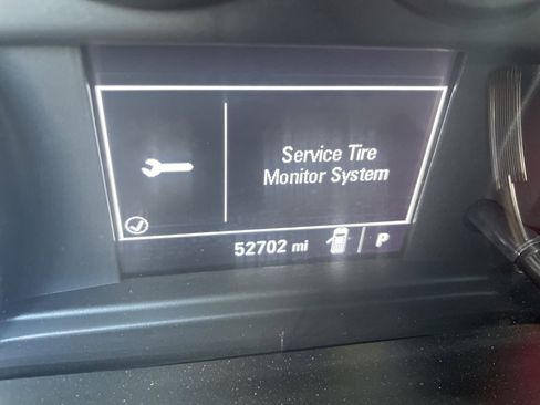 Used 2019 Chevrolet Silverado 1500 Custom w/ Custom Convenience Package image 6