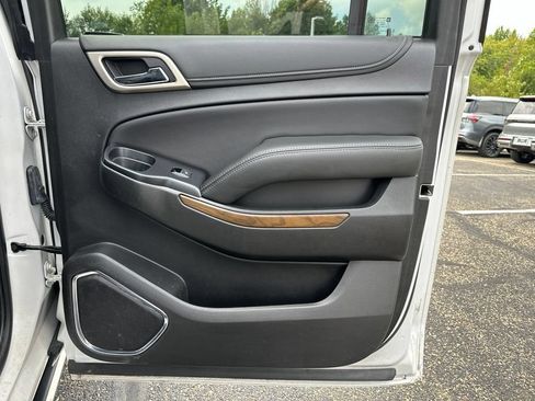 Used 2019 GMC Yukon XL Denali w/ Denali Ultimate Package AWD/4WD image 30