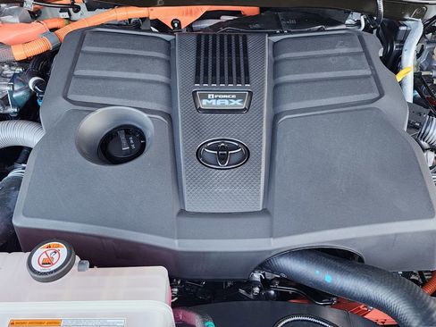 Used 2023 Toyota Tundra Limited image 26