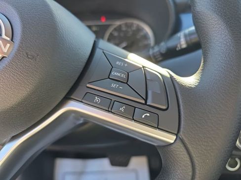 New 2025 Nissan Versa SV w/ Trunk Package FWD image 22