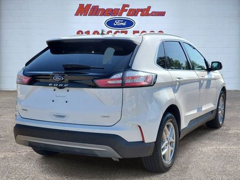 Used 2021 Ford Edge SEL w/ Convenience Package AWD/4WD image 3