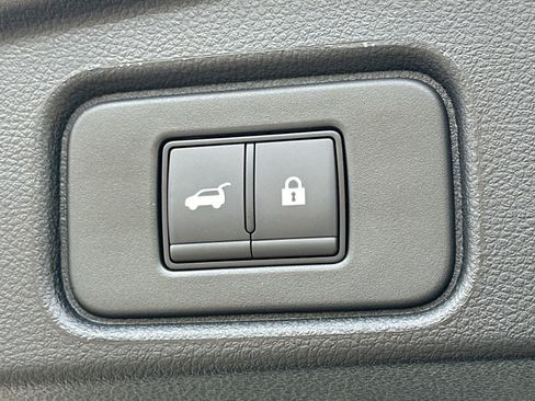 New 2026 Nissan Pathfinder SL AWD/4WD image 18