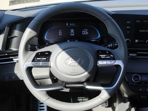 New 2026 Hyundai Elantra SEL Sport FWD image 11