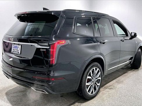 Used 2023 Cadillac XT6 Sport image 5