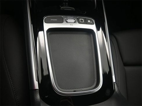 New 2025 Mercedes-Benz GLA 250 image 8