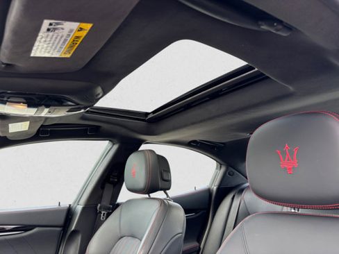 Used 2022 Maserati Ghibli Modena Q4 image 13