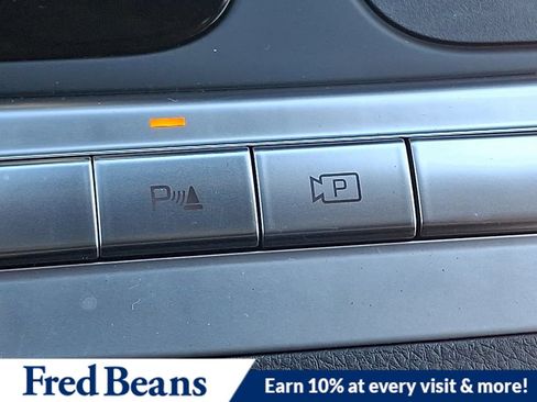 New 2026 Kia Carnival EX FWD image 25