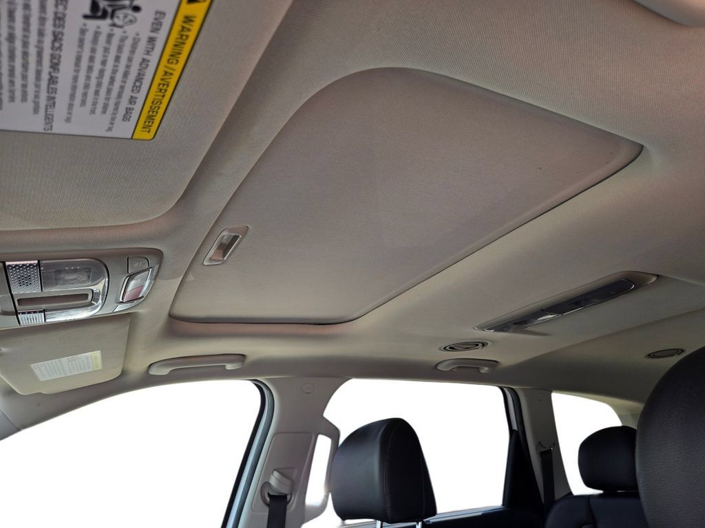 Certified 2023 Kia Telluride EX w/ EX Captain's Chair Package FWD image 18