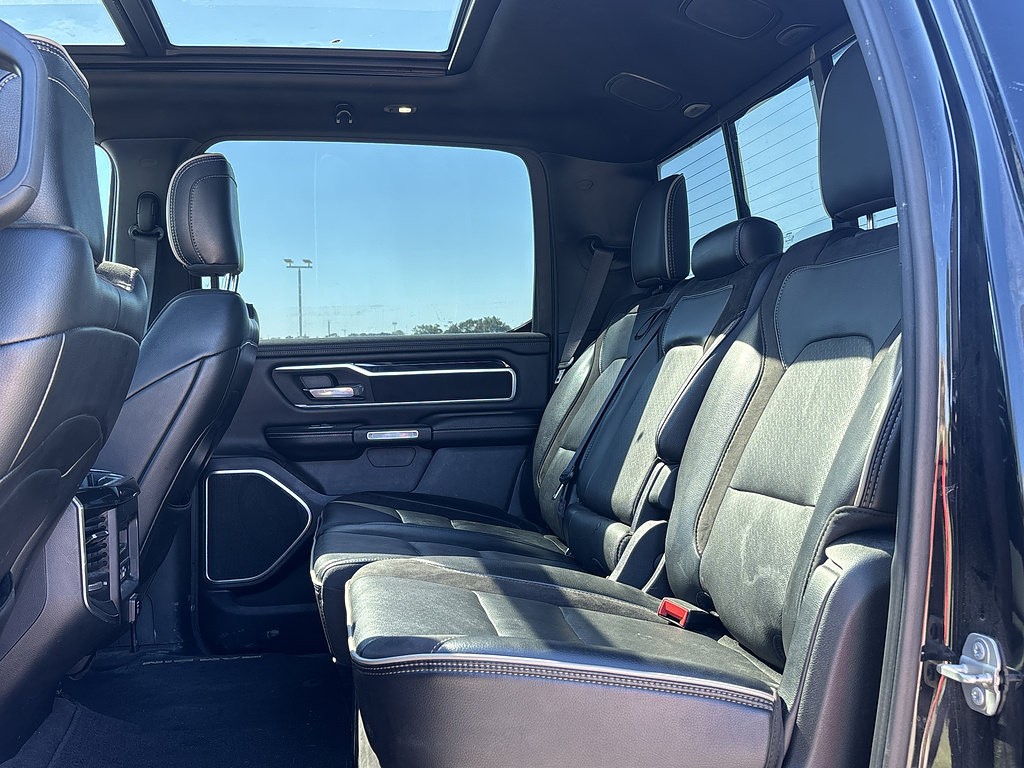 Used 2020 RAM 1500 Laramie AWD/4WD image 8