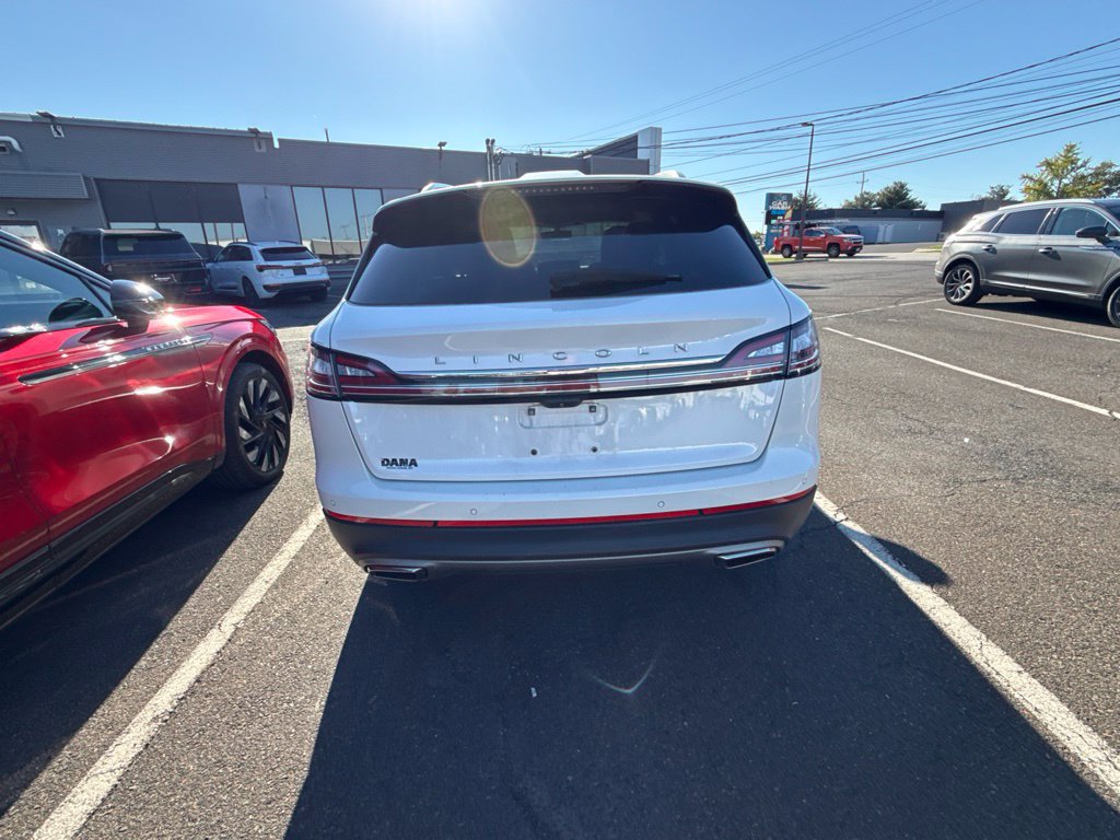 Certified 2023 Lincoln Nautilus Reserve w/ Equipment Group 201A AWD/4WD image 10