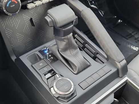 New 2026 Toyota Tacoma SR5 AWD/4WD image 31