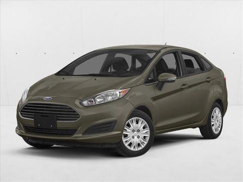 Used 2015 Ford Fiesta SE image 1