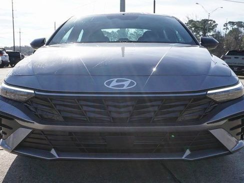 New 2026 Hyundai Elantra SEL Sport Premium FWD image 8
