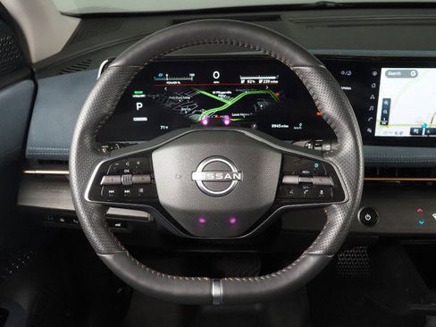 Used 2023 Nissan Ariya Platinum+ image 18