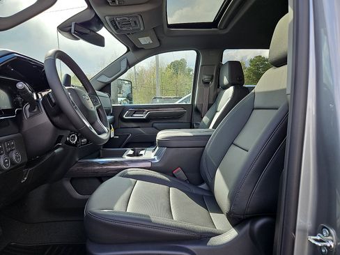 New 2026 Chevrolet Silverado 2500 LTZ w/ Trail Boss Package AWD/4WD image 9