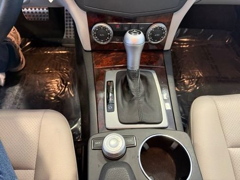 Used 2010 Mercedes-Benz C 300 Sedan image 16