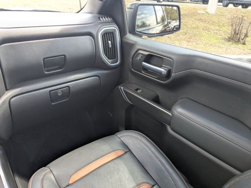 Used 2020 GMC Sierra 1500 AT4 w/ Technology Package image 16