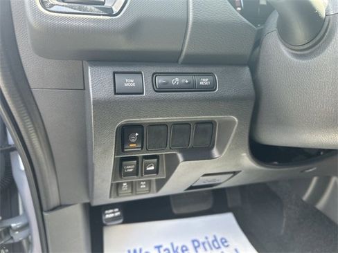 Certified 2022 Nissan Frontier PRO-4X w/ Technology Package image 17