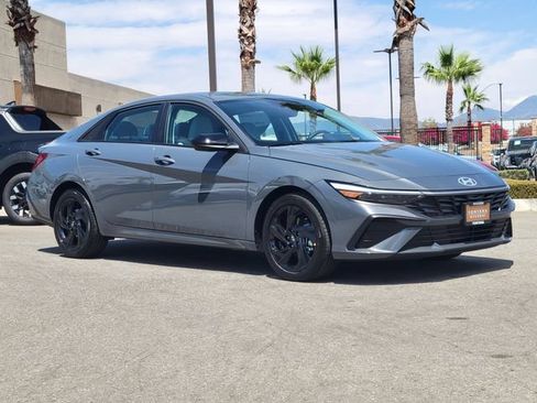 New 2026 Hyundai Elantra SEL Sport FWD image 34