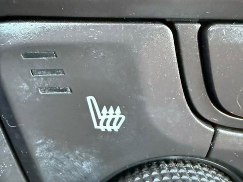 Used 2016 Buick Encore Premium w/ Experience Buick Package image 17