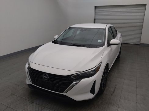Used 2024 Nissan Sentra SV image 15