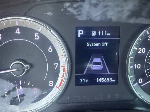 Used 2020 Hyundai Venue SE FWD image 11