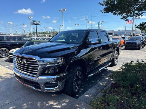 Certified 2025 RAM 1500 Laramie AWD/4WD image 1