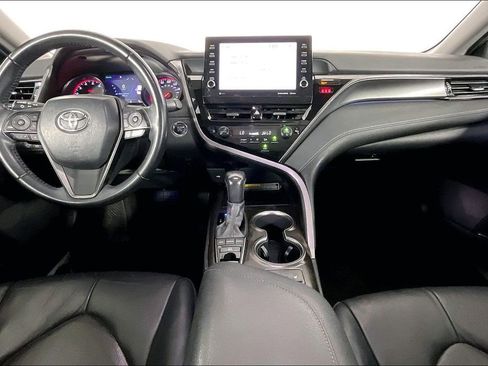 Used 2021 Toyota Camry XSE FWD image 19