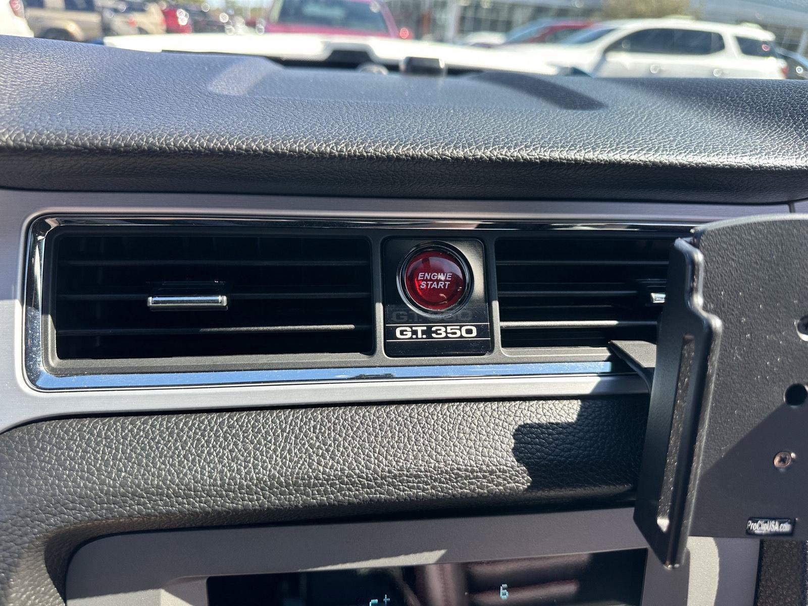 Used 2011 Ford Mustang GT Premium w/ Security Pkg RWD image 77