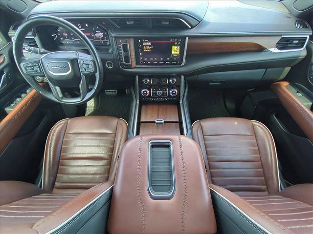 Used 2023 GMC Yukon XL Denali Ultimate AWD/4WD image 18