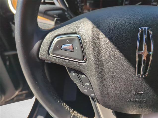 Used 2019 Lincoln MKC Reserve FWD image 17