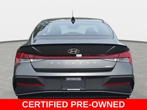 Certified 2025 Hyundai Elantra SEL FWD image 6