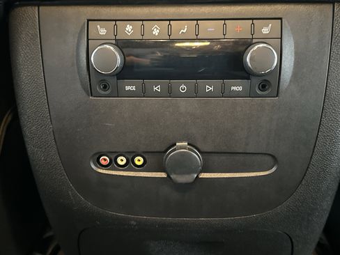 Used 2012 Chevrolet Tahoe LTZ image 28