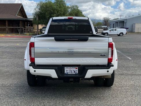 Used 2019 Ford F450 Limited image 5