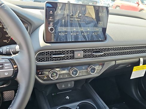 New 2026 Honda HR-V EX-L image 8