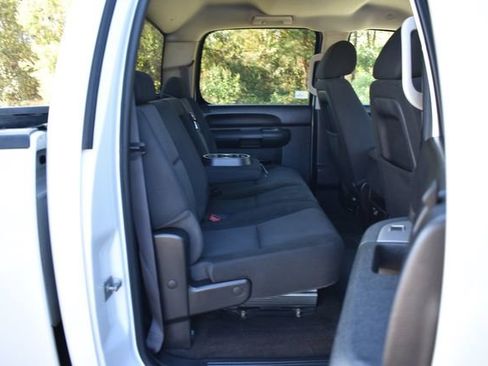 Used 2014 GMC Sierra 3500 SLE w/ SLE Preferred Package image 15