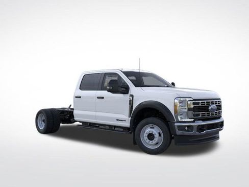 New 2025 Ford F450 XL w/ XL Chrome Package image 10