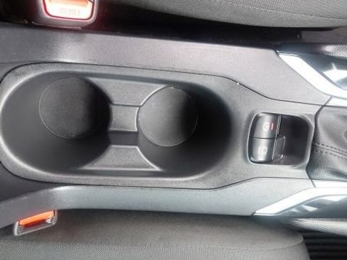 Used 2022 Toyota Corolla Cross LE FWD image 14