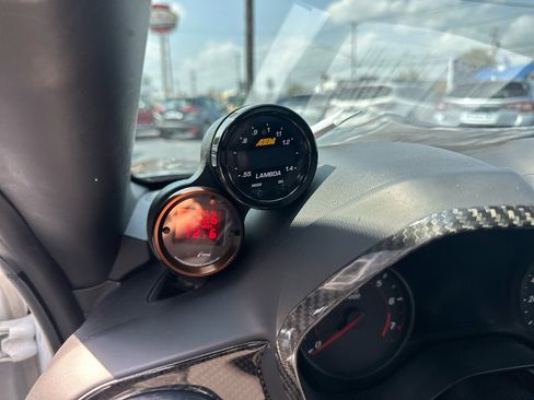 Used 2018 Chevrolet Camaro SS image 15